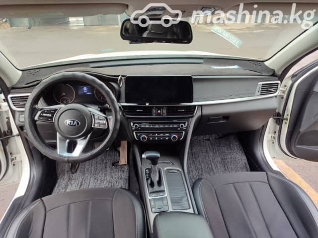 Kia K5 II 2.0 AT