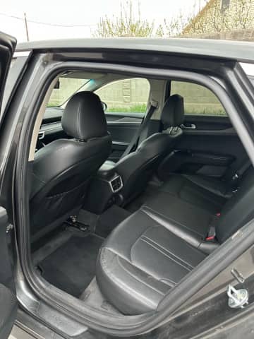 Kia K5 III 2.0 AT