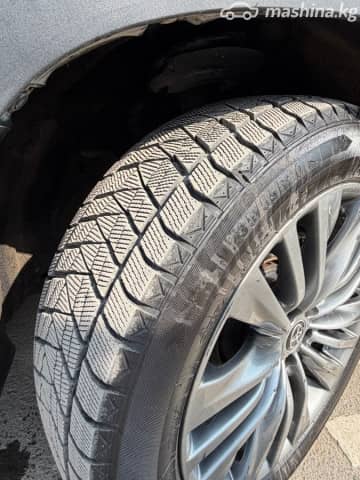 Toyota Highlander IV (U70) 2.5hyb AT 4WD