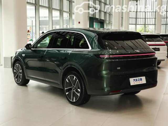 LiXiang L6 1.5hyb AT 4WD