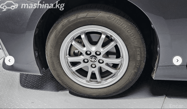 Toyota Prius IV Рестайлинг (XW50) 1.8hyb AT