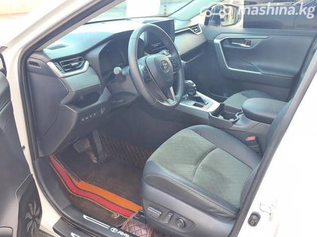 Toyota RAV4 V (XA50) 2.0 CVT 4WD