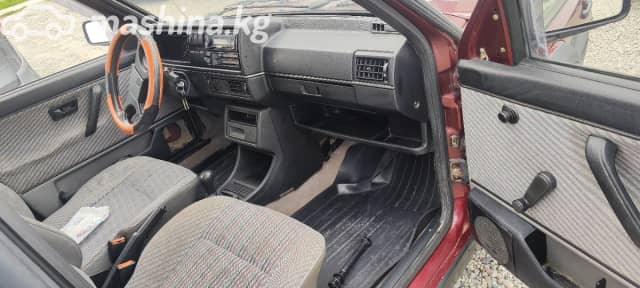 Volkswagen Jetta II 1.8 MT