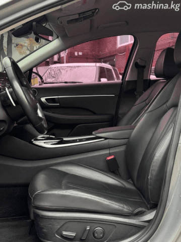 Hyundai Sonata VIII (DN8) 2.0 AT