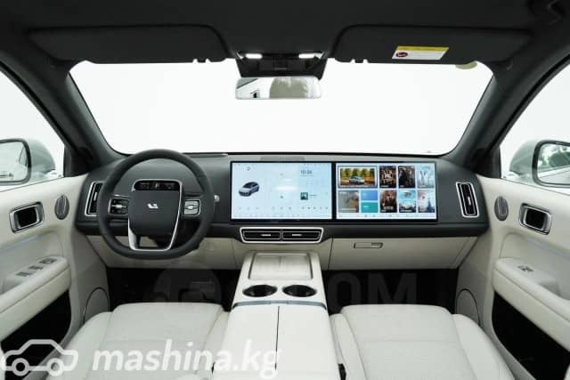 LiXiang L6 1.5hyb AT 4WD