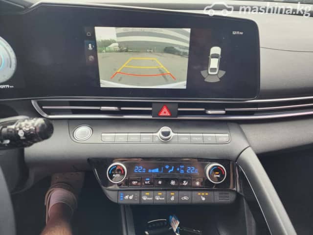 Hyundai Avante VII 1.6hyb AMT