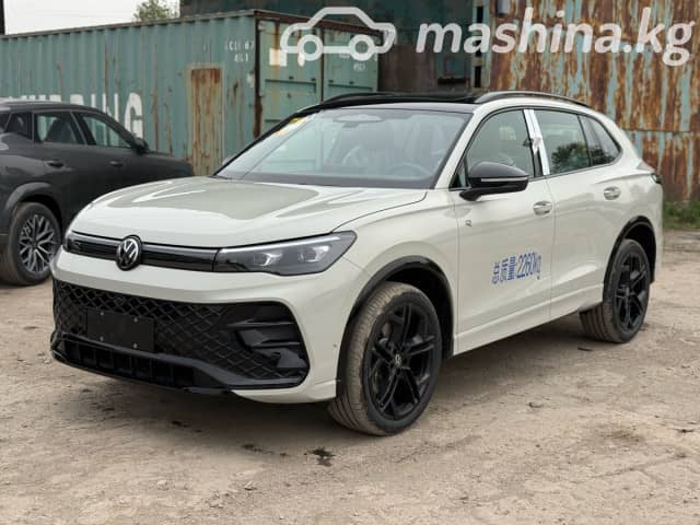 Volkswagen Tiguan III (China Market) 2.0 AMT 4WD