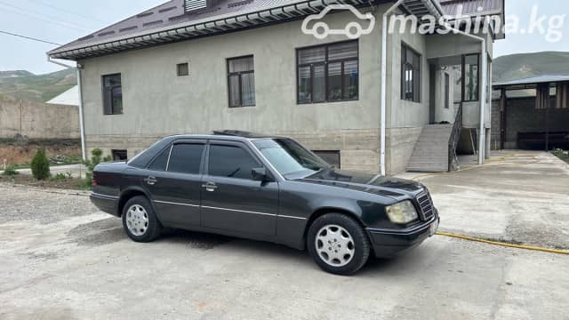 Mercedes-Benz W124 220 2.2 MT