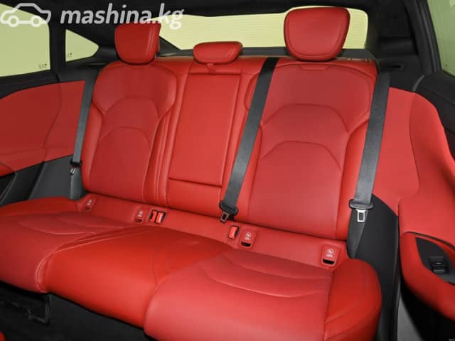 Xiaomi SU7 Electro AT 4WD