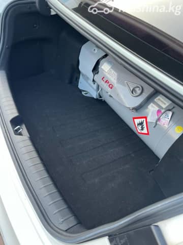 Kia K5 II 2.0 AT