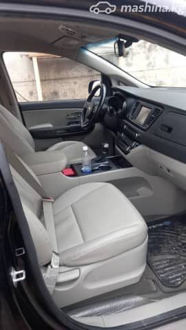 Kia Carnival III 2.2d AT
