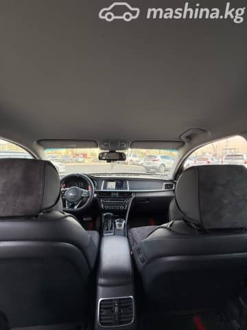 Kia K5 II 1.6 AMT