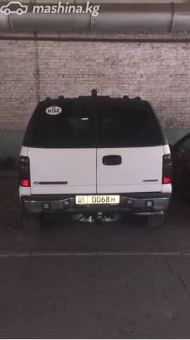 Chevrolet Suburban IX 6.0 AT 4WD
