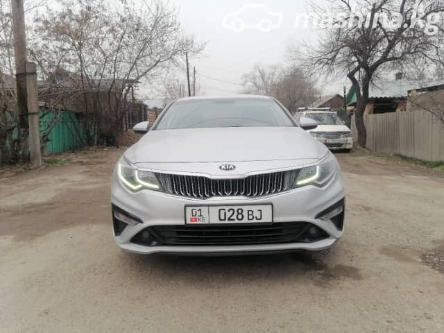 Kia K5 II 2.0 AT