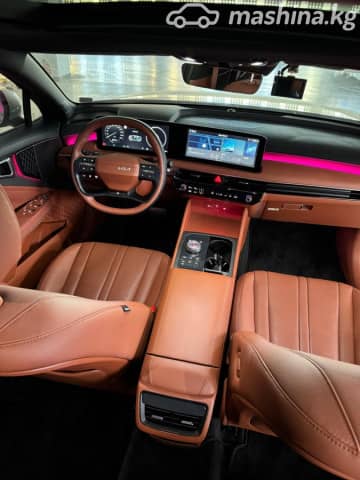 Kia K8 2.5 AT