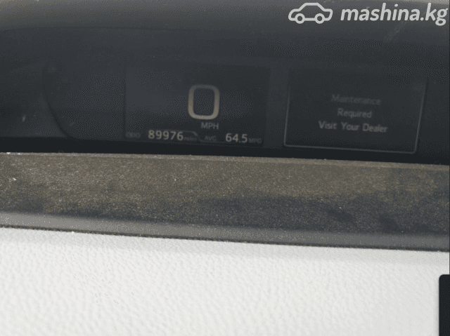 Toyota Prius IV Рестайлинг (XW50) 1.8hyb AT