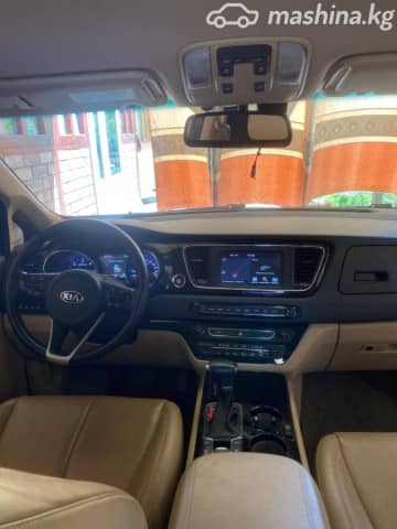 Kia Carnival III 2.2d AT
