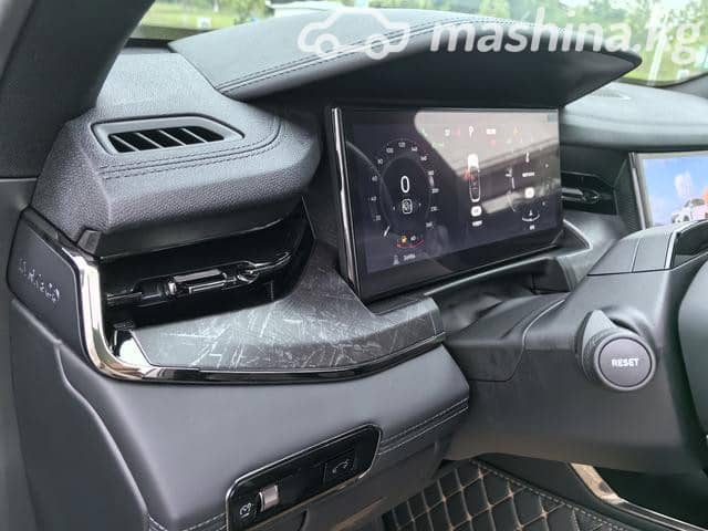 Lynk & Co 09 MHEV 2.0 AT 4WD