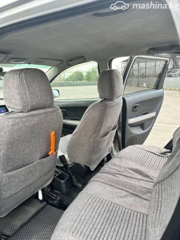 Toyota Ist I 1.5 AT