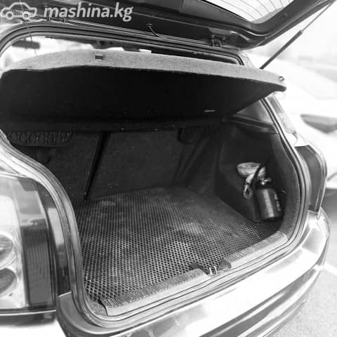 Toyota Corolla IX (E120, E130) Рестайлинг 1.4 MT