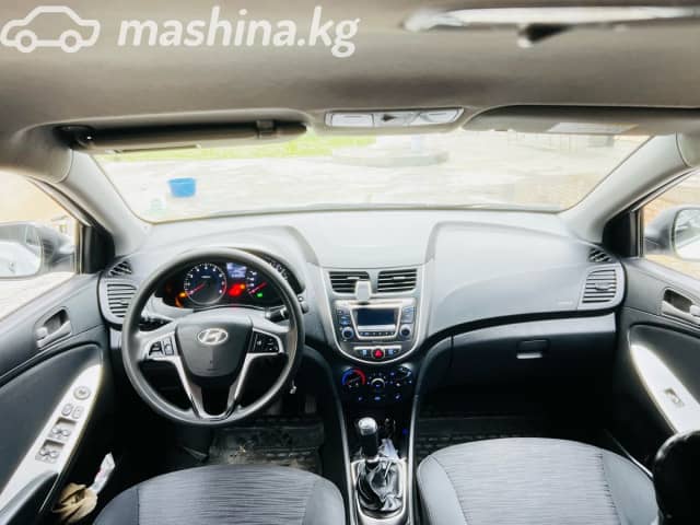 Hyundai Solaris I Рестайлинг 1.4 MT