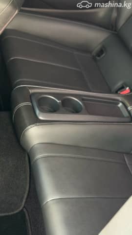 Infiniti Q60 3.7 AT 4WD
