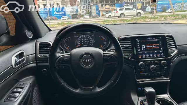 Jeep Grand Cherokee IV (WK2) Рестайлинг 3.6 AT 4WD