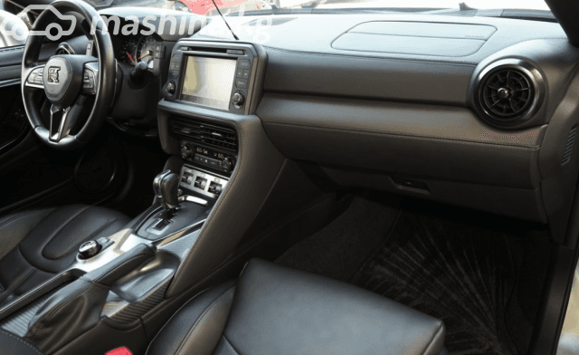 Nissan GT-R I Рестайлинг 4 3.8 AMT 4WD