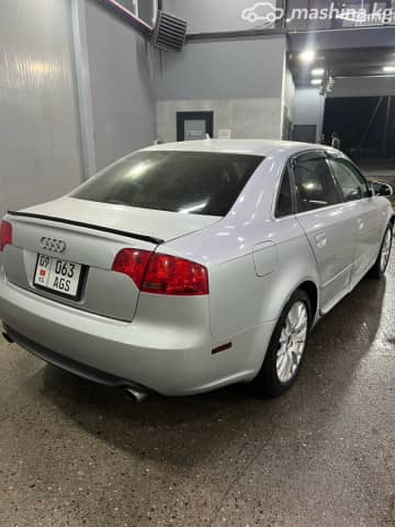 Audi A4 III (B7) 2.0 AT 4WD