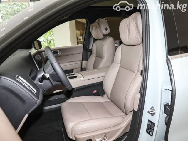 LiXiang L6 1.5hyb AT 4WD