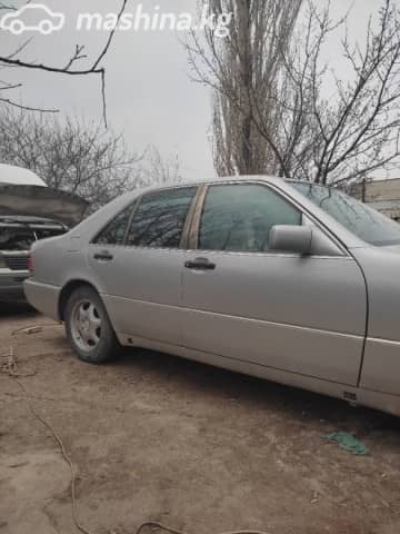 Mercedes-Benz S-Класс III (W140) 3.2 MT