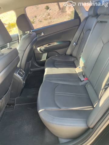 Kia K5 II 2.0 AT