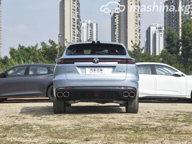 Changan UNI-K 1.5hyb AT