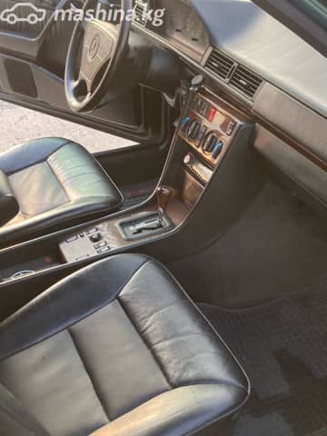 Mercedes-Benz E-Класс I (W124) 280 2.8 AT