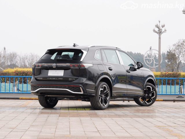 Volkswagen Tiguan III (China Market) 2.0 AMT 4WD