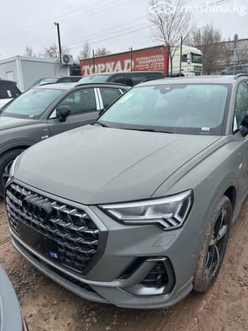 Audi Q3 II (F3) 40 TFSI 2.0 AT 4WD
