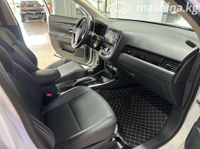 Mitsubishi Outlander III Рестайлинг 3 2.0 CVT