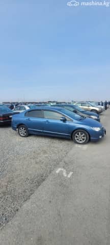 Honda Civic VIII 1.8 AT