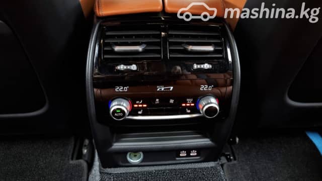 BMW M5 VI (F90) 4.4 Steptronic xDrive
