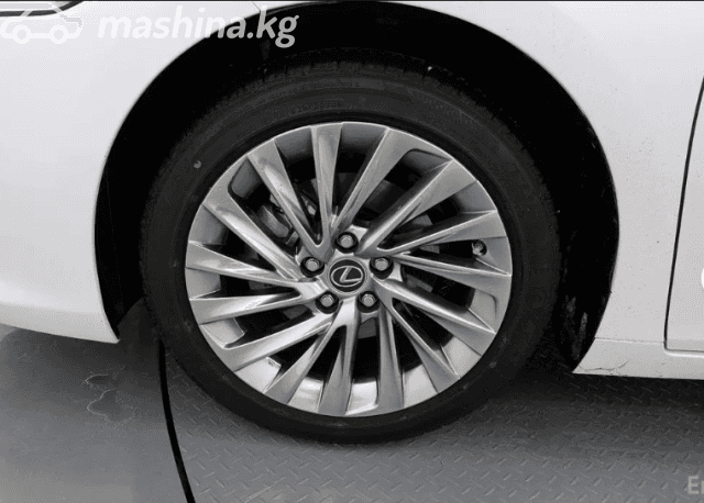 Lexus ES VII Рестайлинг 300h 2.5hyb CVT