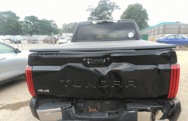 Toyota Tundra III Double Cab 3.5 AT 4WD