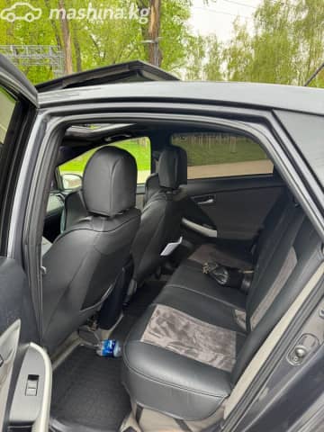 Toyota Prius III Рестайлинг (XW30) 1.8hyb AT
