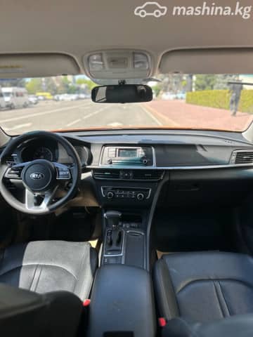 Kia K5 II 2.0 AT