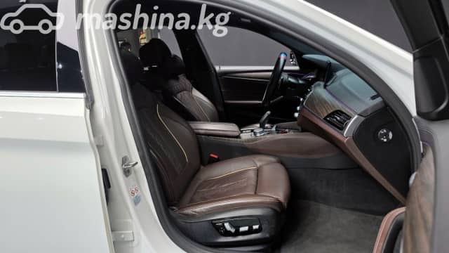 BMW 5 серии VII (G30/G31) 530i xDrive 2.0 AT 4WD