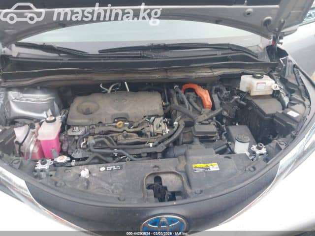 Toyota Sienna IV 2.5hyb AT
