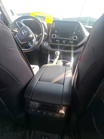 Toyota Highlander IV (U70)