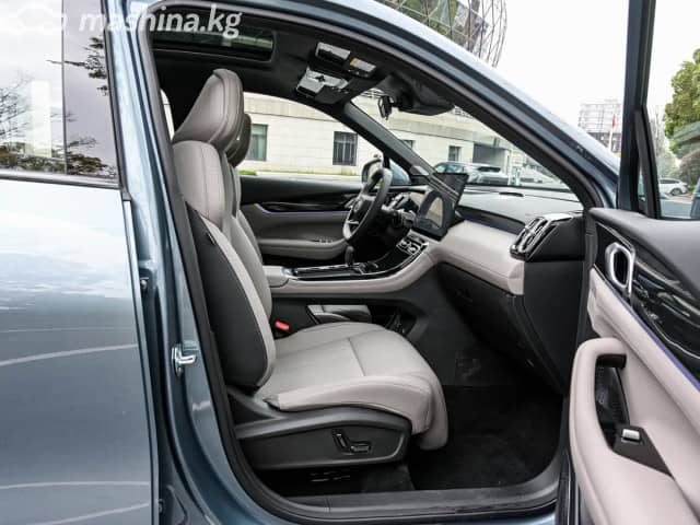 Geely Boyue II Рестайлинг L 2.0 AMT