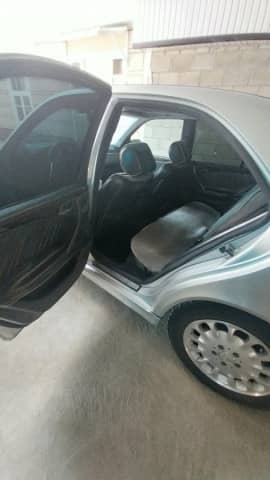 Mercedes-Benz E-Класс II (W210, S210) Рестайлинг 240 2.4 AT