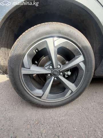 Audi Q3 II (F3) 35 TFSI 1.5 AMT