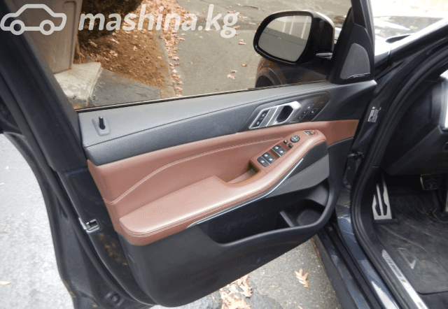 BMW X5 IV (G05/G18) M50i 4.4 AT 4WD